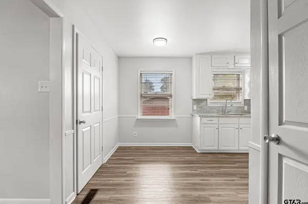 105 Crestview St, Whitehouse, TX 75791
