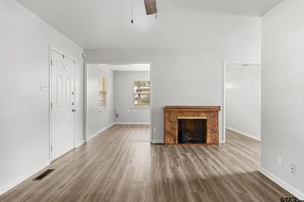105 Crestview St, Whitehouse, TX 75791