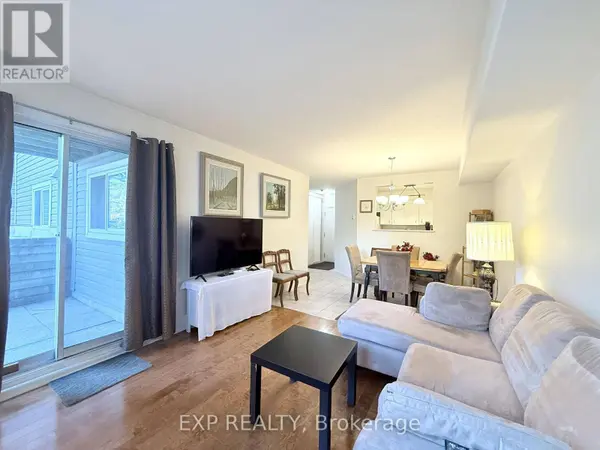 316 Lorry Greenberg DR #122, Ottawa, ON K1T2P4