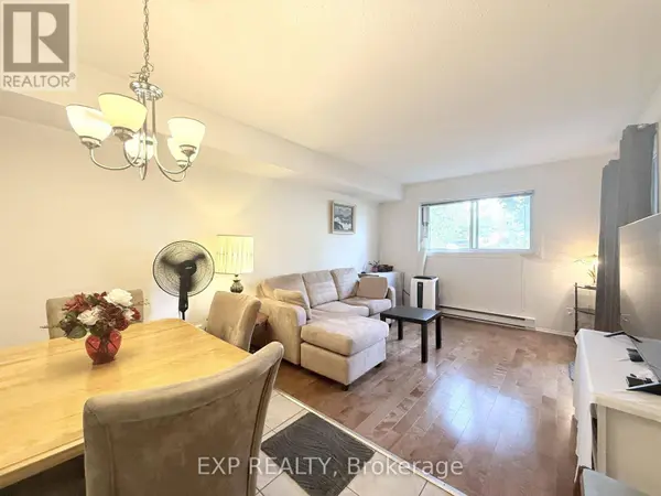 316 Lorry Greenberg DR #122, Ottawa, ON K1T2P4