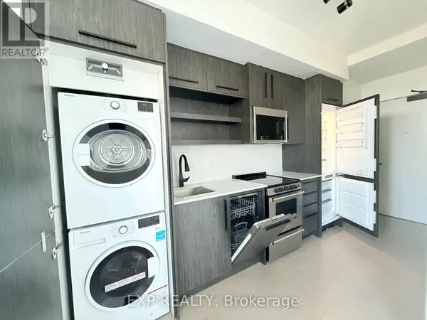 560 Rideau ST #701, Ottawa, ON K1N0G3