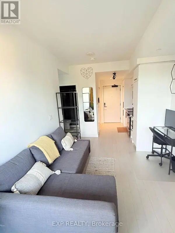 560 Rideau ST #423, Ottawa, ON K1N0G3