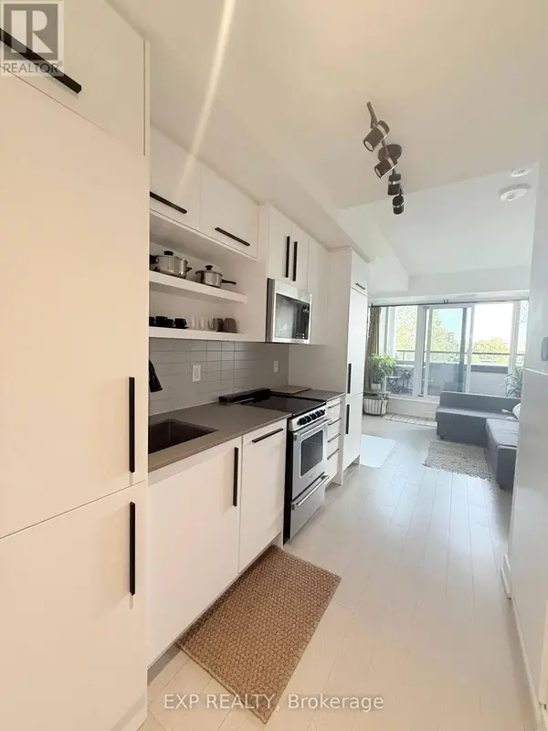 560 Rideau ST #423, Ottawa, ON K1N0G3