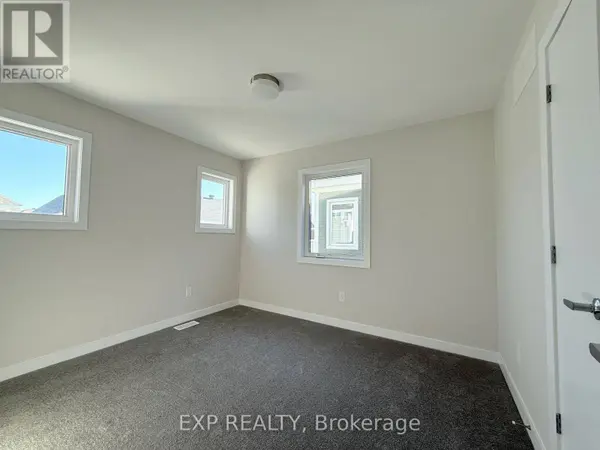 538 OLDENBURG AVENUE, Ottawa, ON K0A2Z0