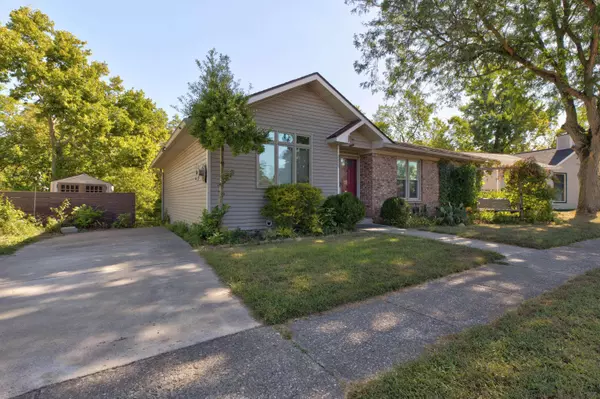 2009 Dunkirk Drive, Lexington, KY 40504