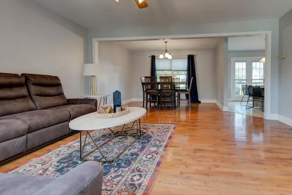 203 Inverness Lane, Winchester, KY 40391