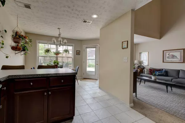 4328-4330 Clearwater Way, Lexington, KY 40515