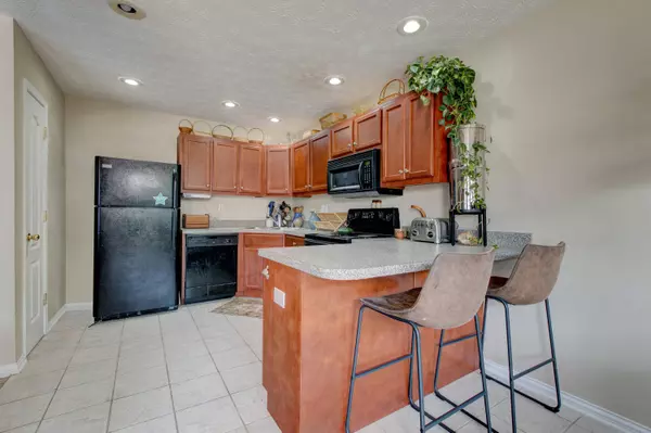 4328-4330 Clearwater Way, Lexington, KY 40515