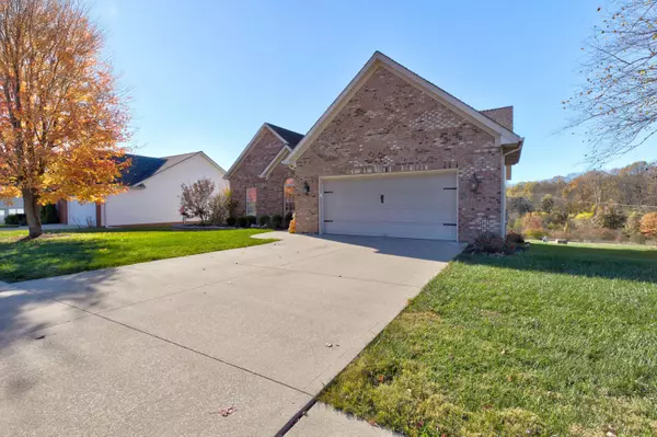 105 Elm Fork Drive, Paris, KY 40361