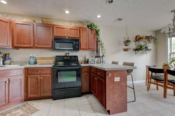 4328-4330 Clearwater Way, Lexington, KY 40515