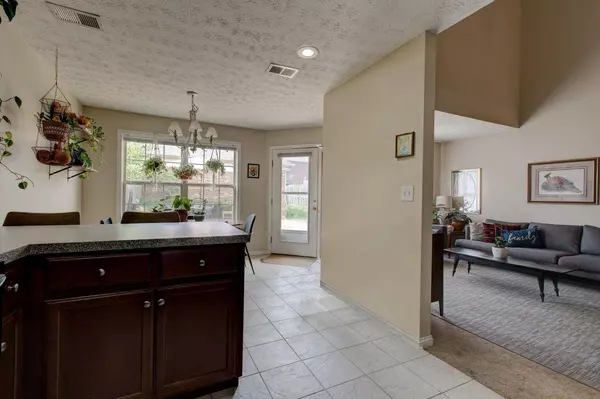 4328-4330 Clearwater Way, Lexington, KY 40515