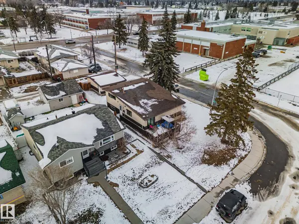 13136 88 ST NW, Edmonton, AB T5E 3H7