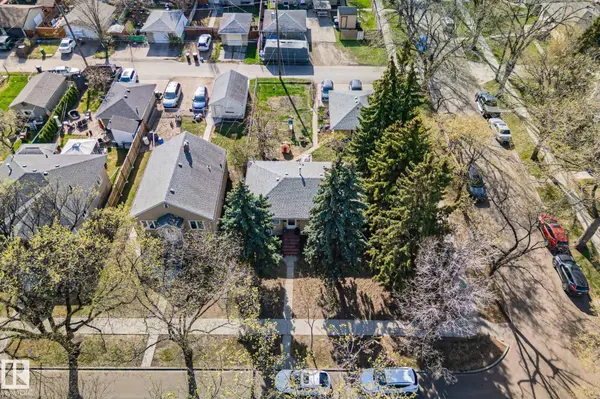 12418 92 ST NW, Edmonton, AB T5G 1B7