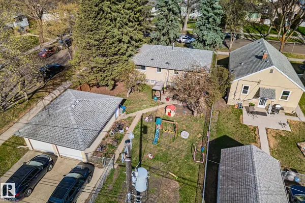 12418 92 ST NW, Edmonton, AB T5G 1B7