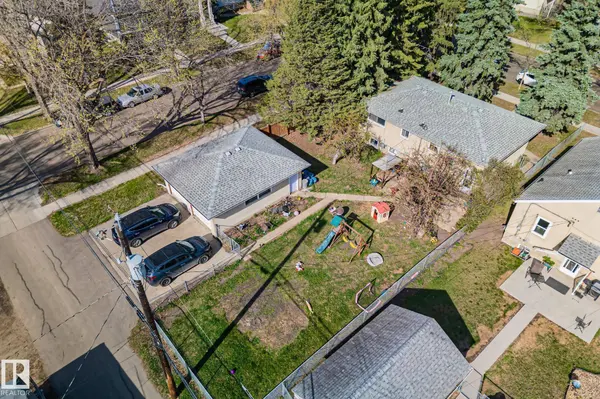 12418 92 ST NW, Edmonton, AB T5G 1B7