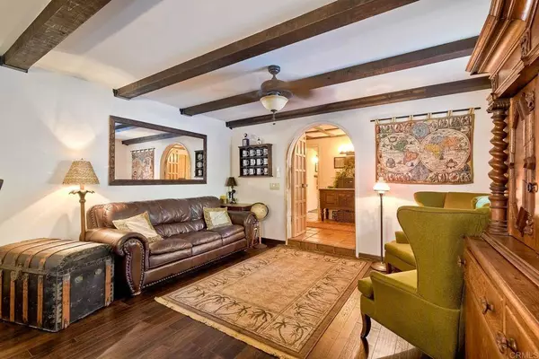 3369 E Vista WAY, Vista, CA 92084