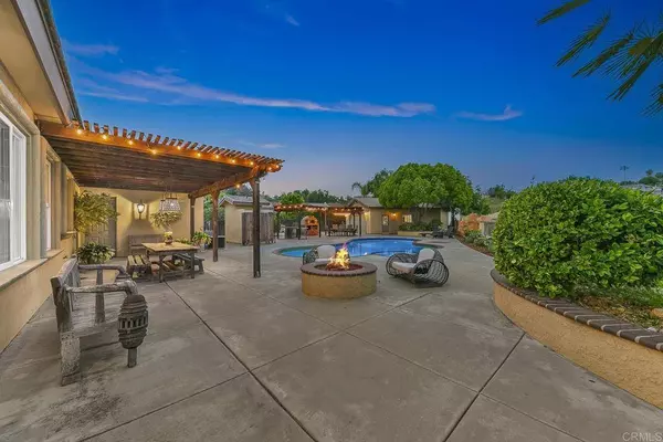 1508 Sequoia LN, Vista, CA 92081