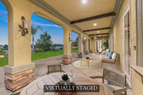 1508 Sequoia LN, Vista, CA 92081