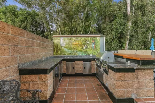 572 Collyn ST, Vista, CA 92083