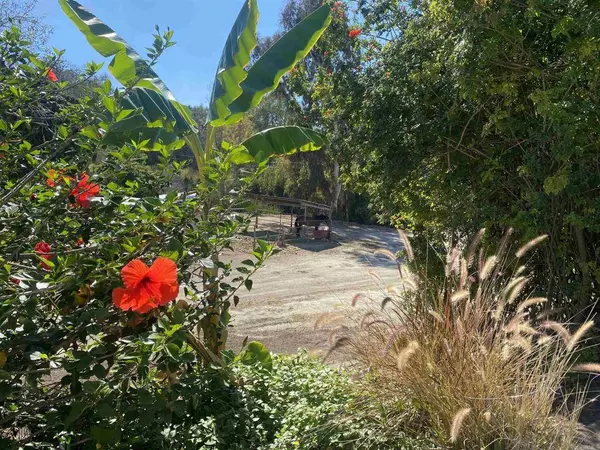 554 Taylor ST, Vista, CA 92084