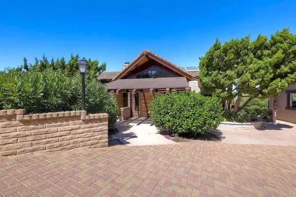 2335 Mirador, Vista, CA 92084