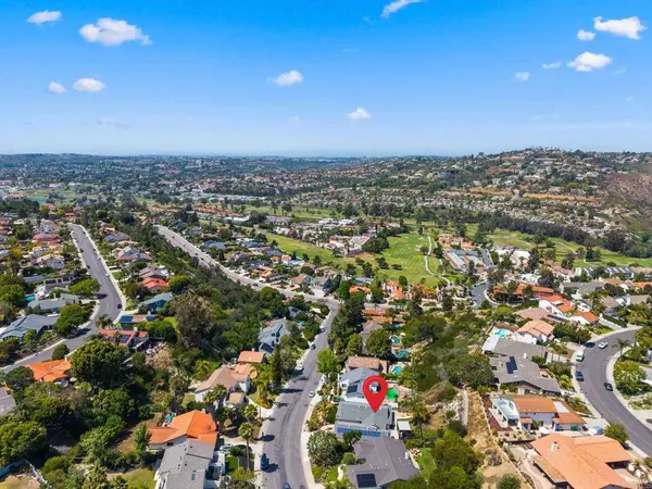 7640 Calle Madero, Carlsbad, CA 92009