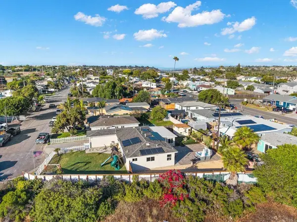 509 Sunset DR, Oceanside, CA 92058