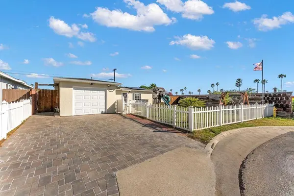 509 Sunset DR, Oceanside, CA 92058