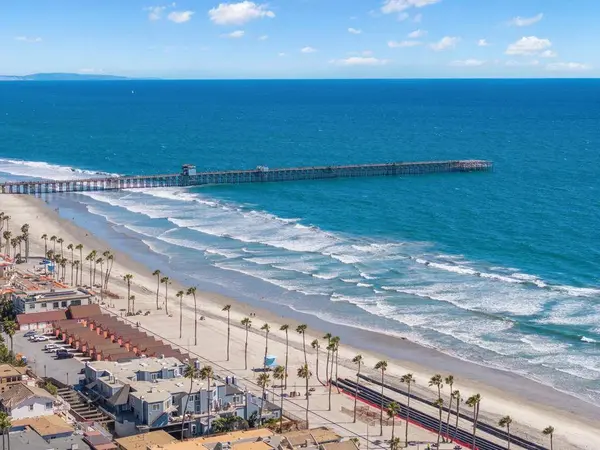 509 Sunset DR, Oceanside, CA 92058