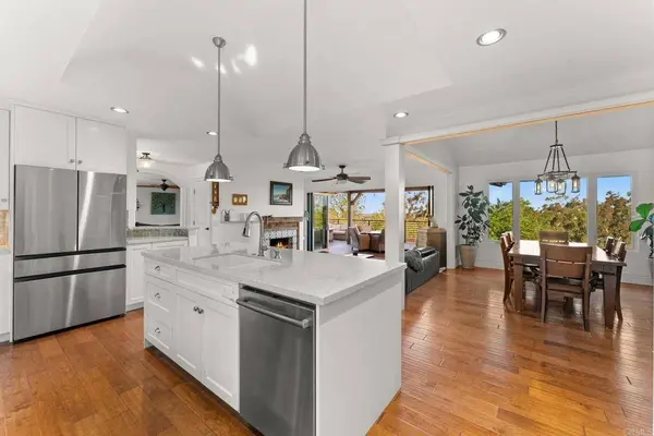 1782 Alta Vista DR, Vista, CA 92084