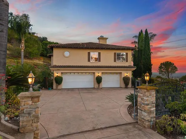 1829 Elevado RD, Vista, CA 92084