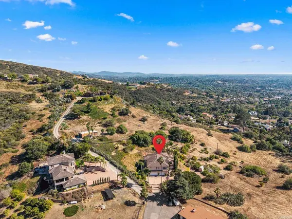 1829 Elevado RD, Vista, CA 92084