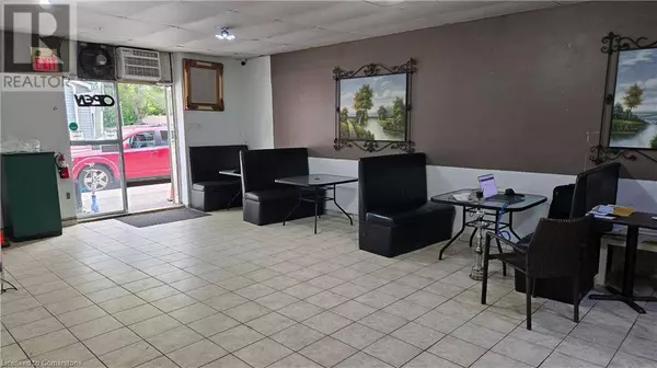 610 UPPER JAMES Street, Hamilton, ON L9C1C7