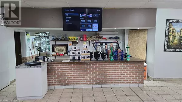 610 UPPER JAMES Street, Hamilton, ON L9C1C7