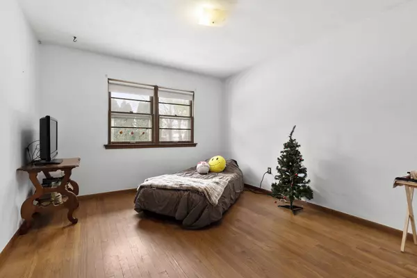 6477 Spring Brook RD, Rockford, IL 61114