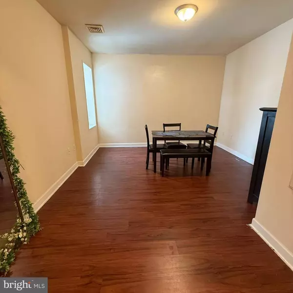 334 S BROAD ST, Trenton, NJ 08611