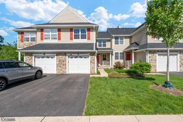 3 River Birch Cir, Montgomery Twp., NJ 08540