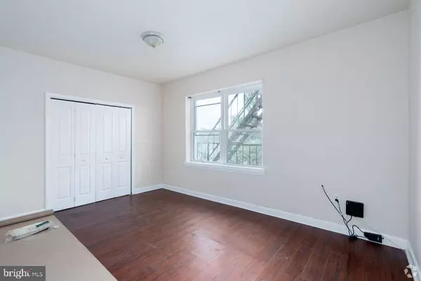 334 S BROAD ST, Trenton, NJ 08611