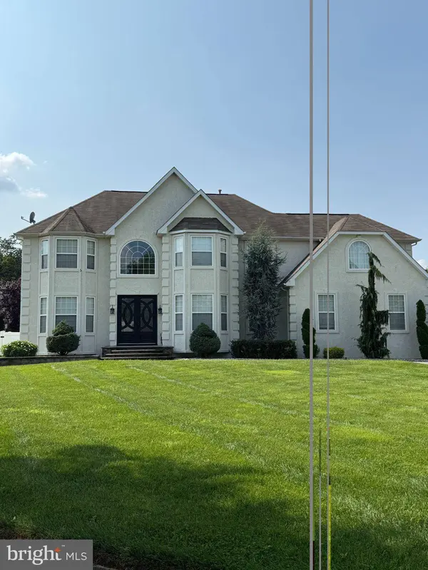 4 ALISON CT