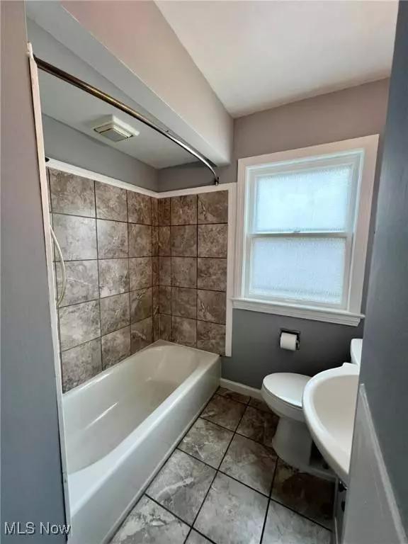 10800 Vernon AVE, Garfield Heights, OH 44125