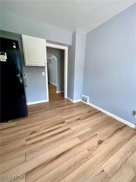 10800 Vernon AVE, Garfield Heights, OH 44125