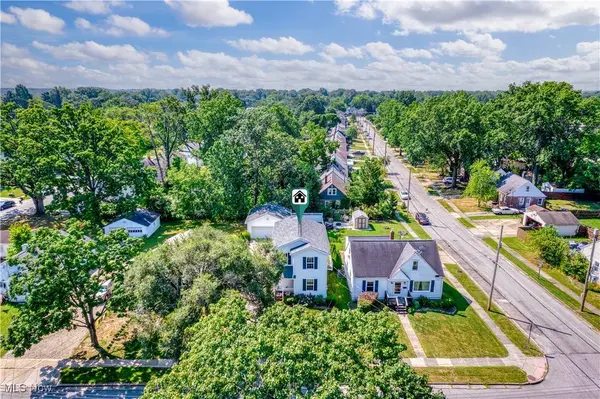 832 Roosevelt AVE, Cuyahoga Falls, OH 44221