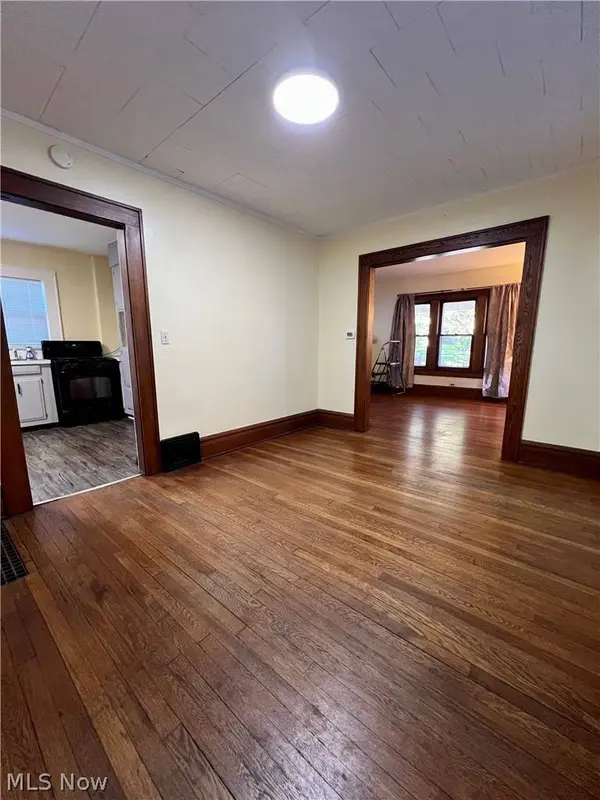 1116 Murray AVE, Akron, OH 44310