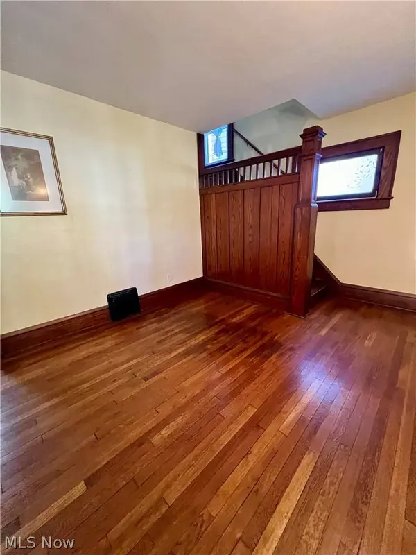 1116 Murray AVE, Akron, OH 44310