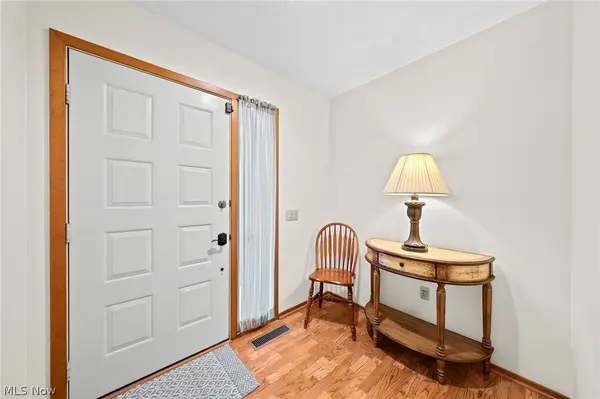12747 Olympus WAY, Strongsville, OH 44149