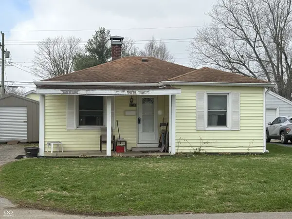 2216 Hawcreek AVE, Columbus, IN 47201