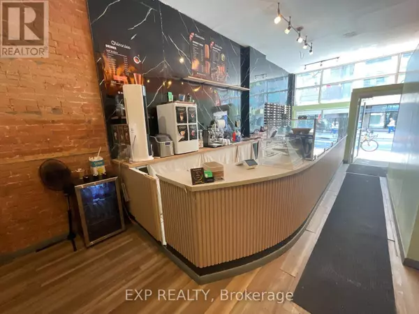 117 BANK STREET, Ottawa, ON K1P5N5