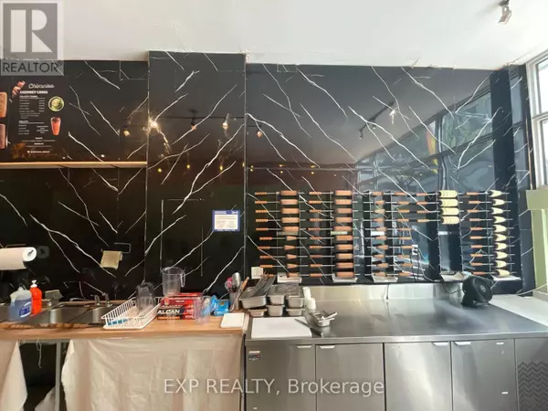 117 BANK STREET, Ottawa, ON K1P5N5