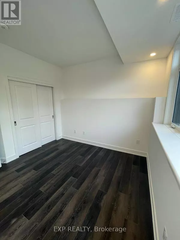 380 Rolling Meadow CRES #K, Ottawa, ON K1W0S1