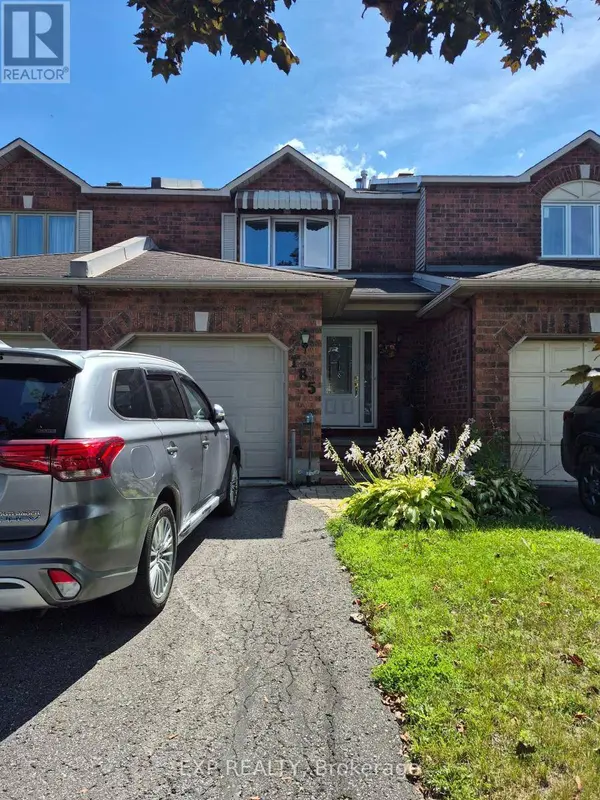 185 HUNTERSWOOD CRESCENT